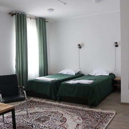 Issyk - Kol Hotel Balykchy Екстер'єр фото