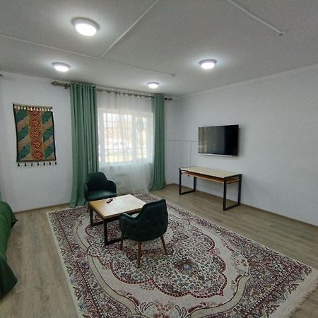 Issyk - Kol Hotel Balykchy Екстер'єр фото
