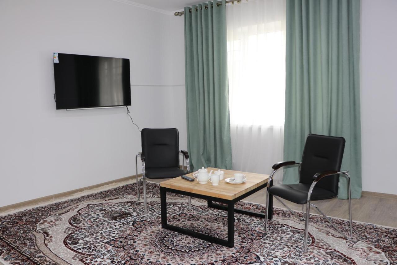 Issyk - Kol Hotel Balykchy Екстер'єр фото