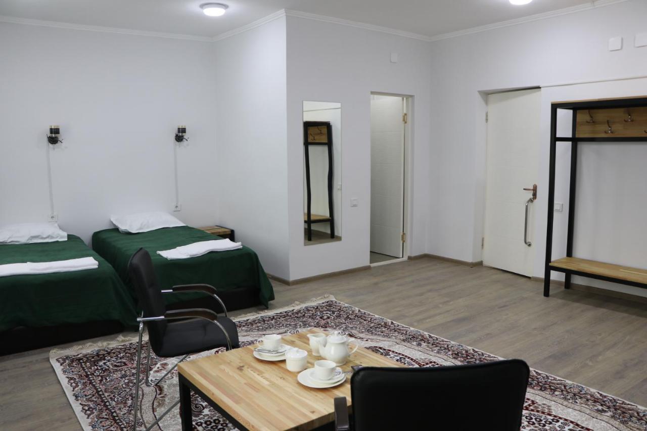 Issyk - Kol Hotel Balykchy Екстер'єр фото