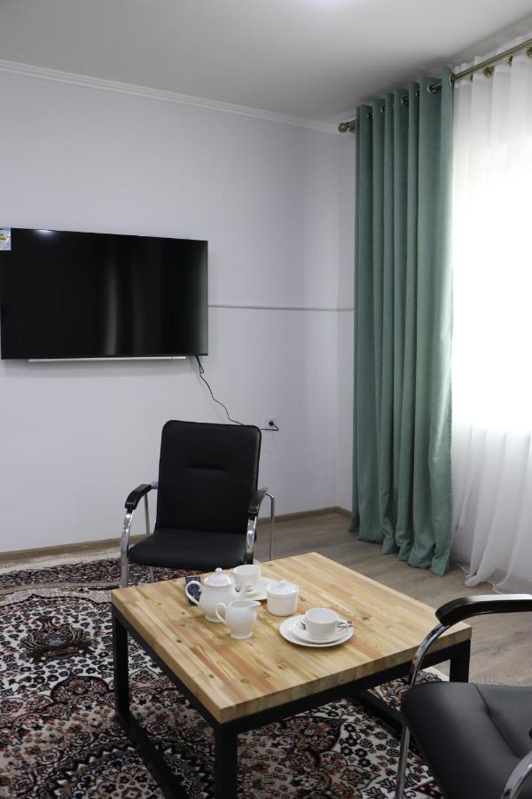 Issyk - Kol Hotel Balykchy Екстер'єр фото