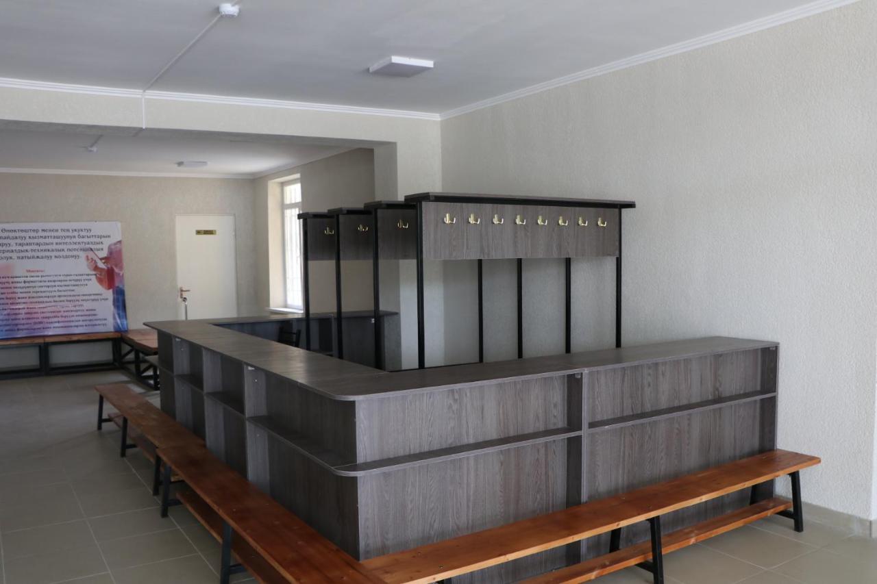 Issyk - Kol Hotel Balykchy Екстер'єр фото