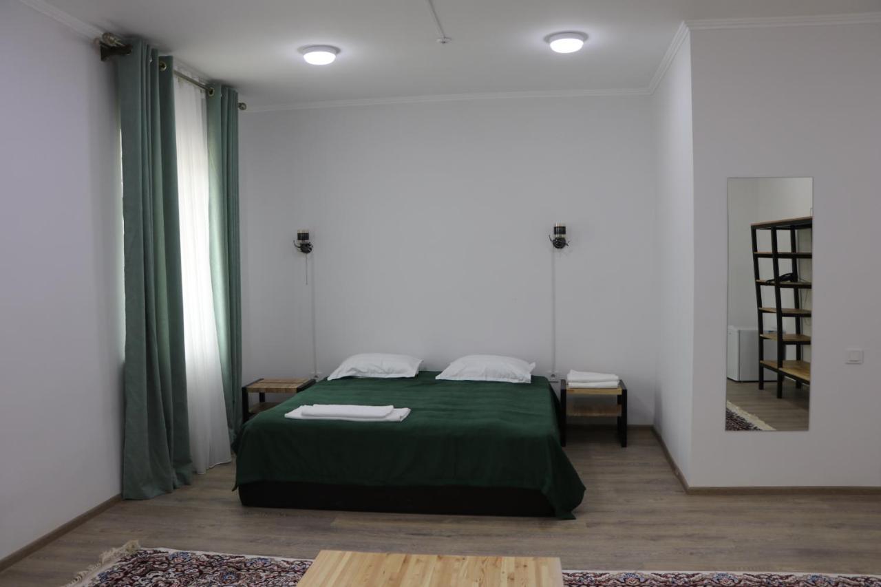 Issyk - Kol Hotel Balykchy Екстер'єр фото