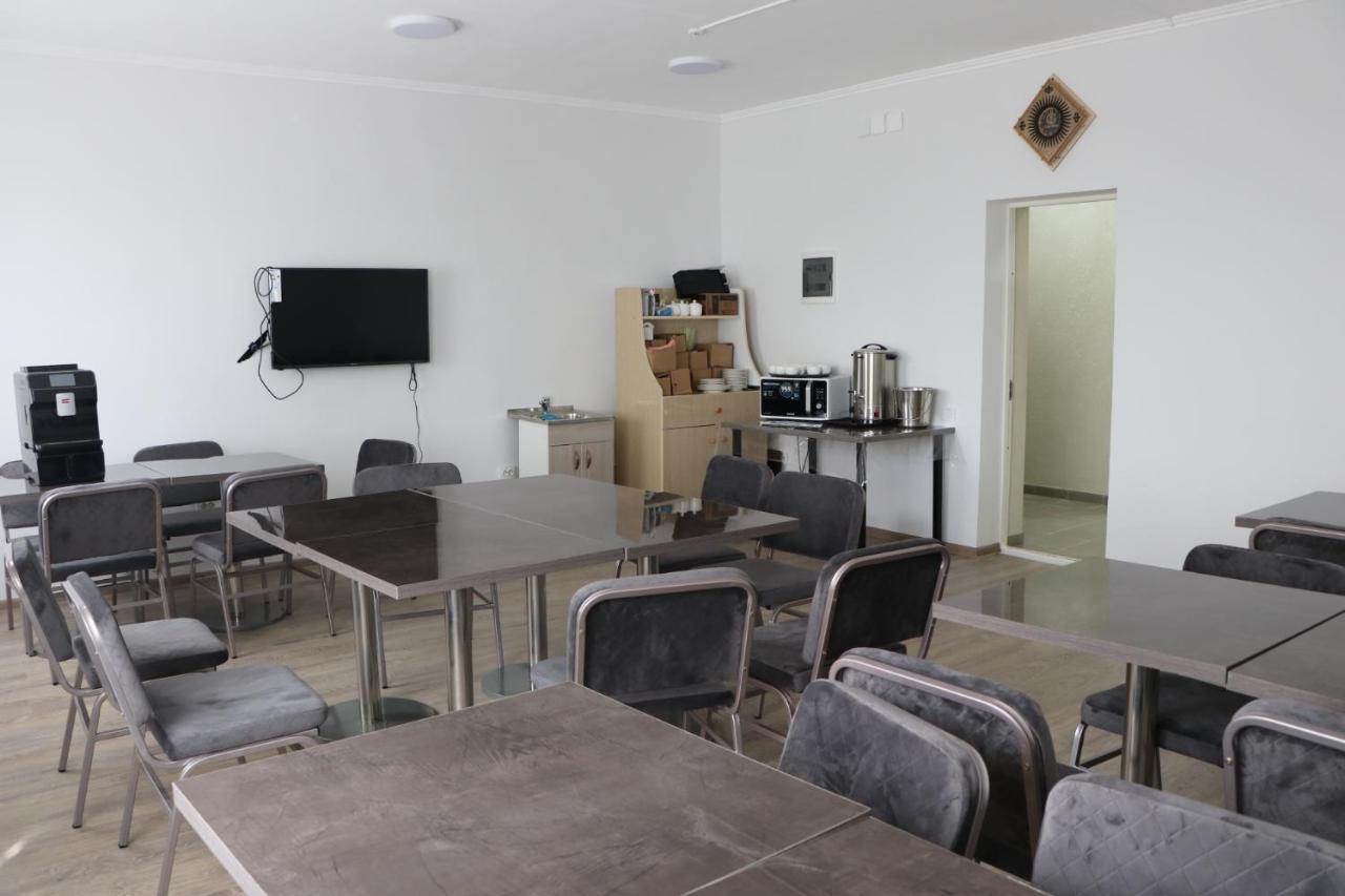 Issyk - Kol Hotel Balykchy Екстер'єр фото