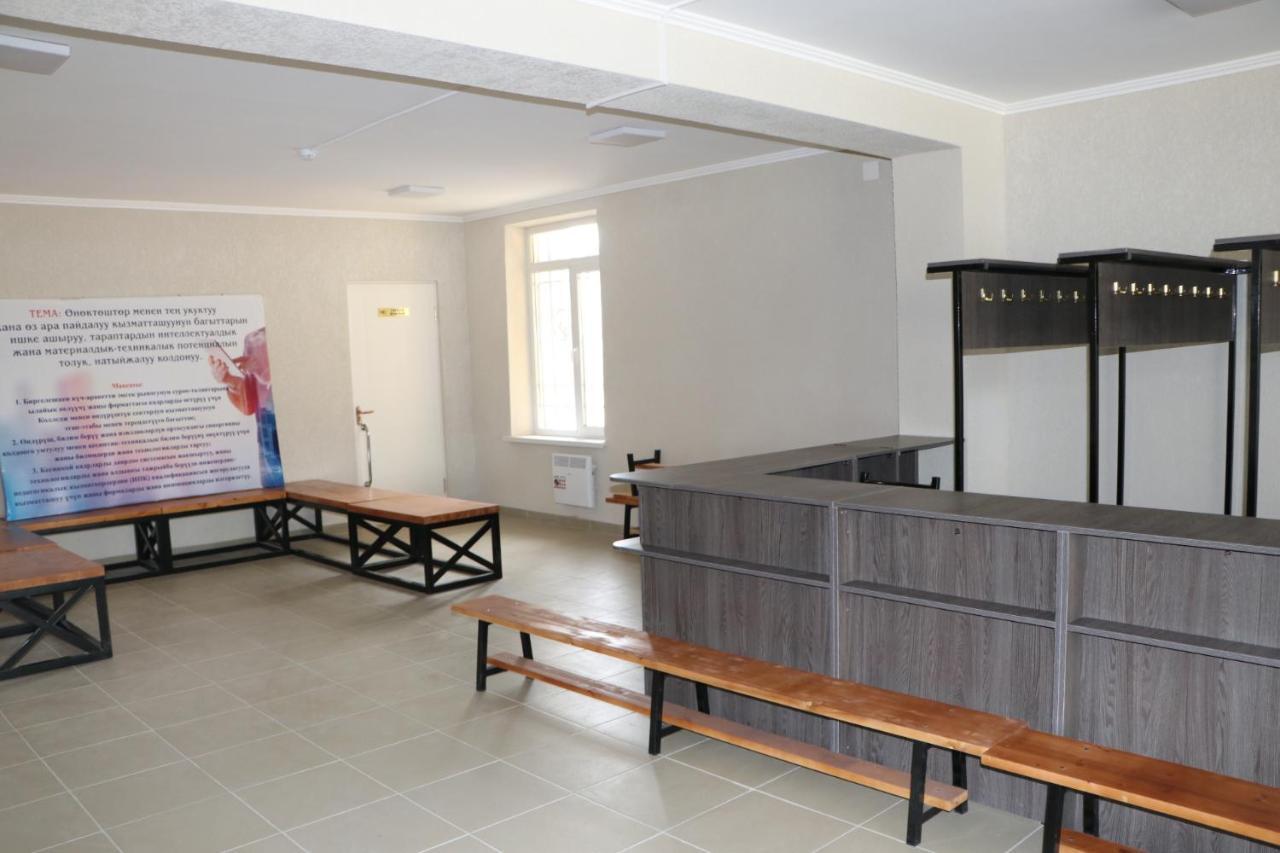 Issyk - Kol Hotel Balykchy Екстер'єр фото