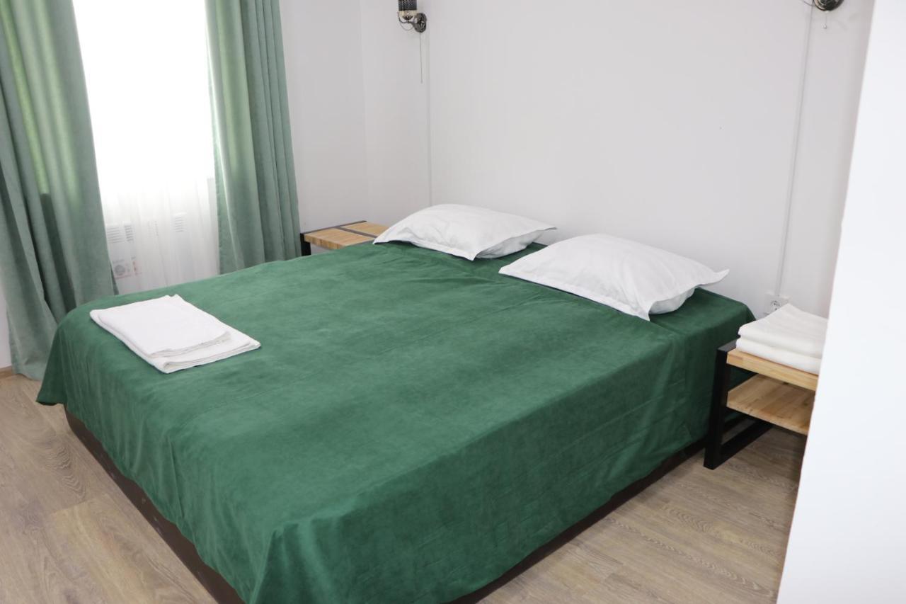 Issyk - Kol Hotel Balykchy Екстер'єр фото