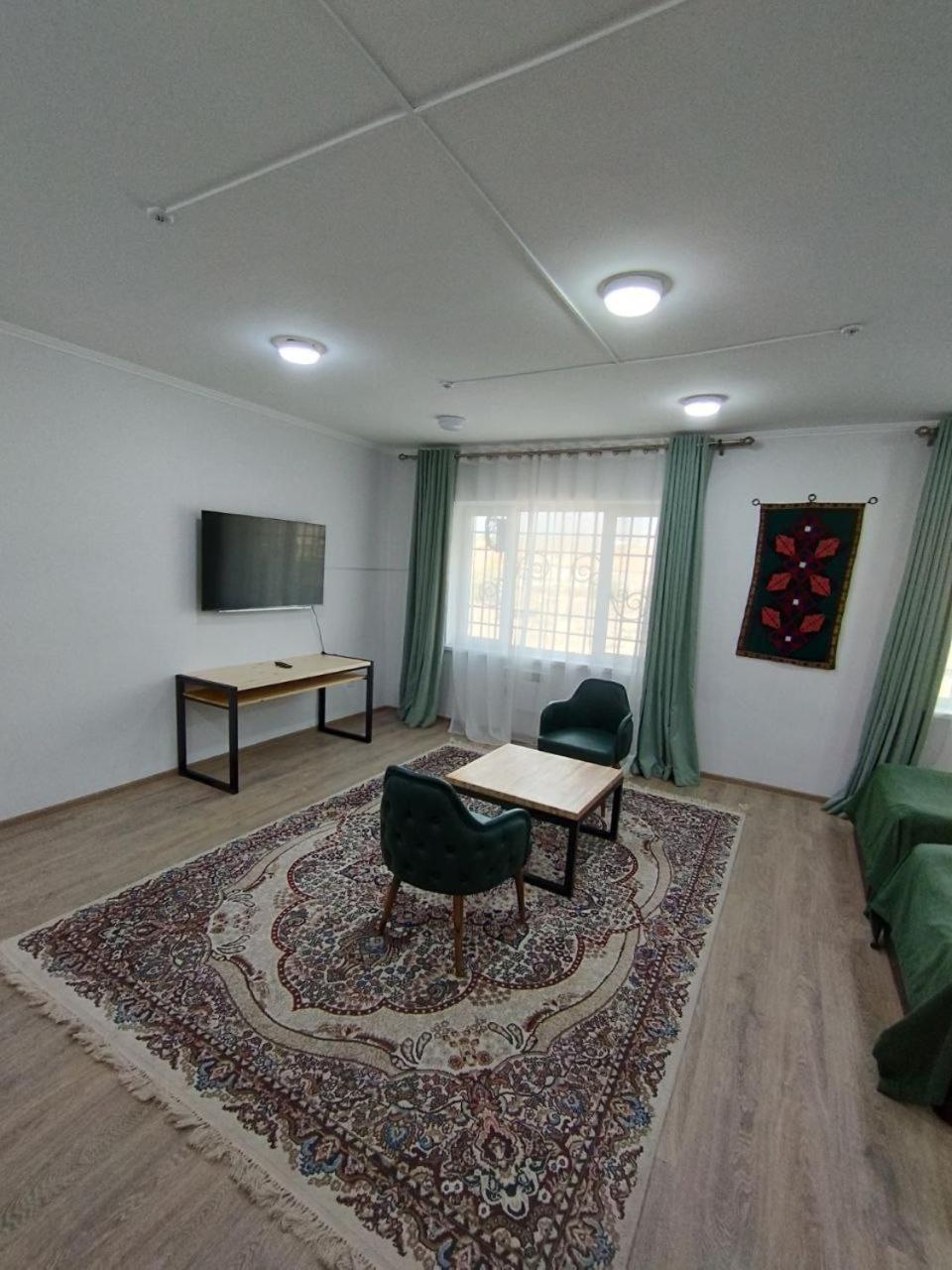 Issyk - Kol Hotel Balykchy Екстер'єр фото