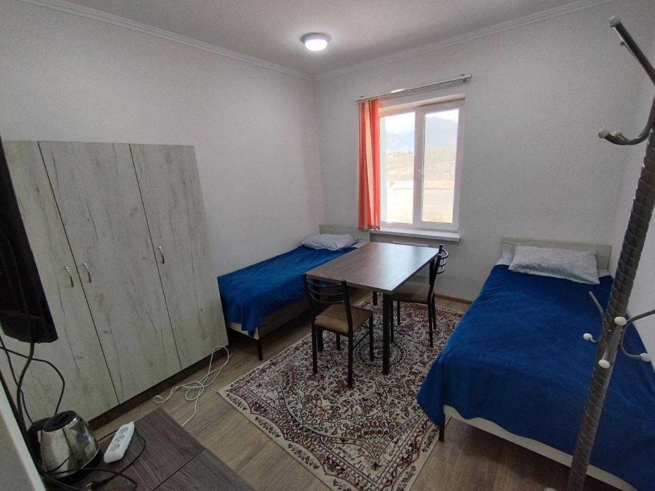 Issyk - Kol Hotel Balykchy Екстер'єр фото